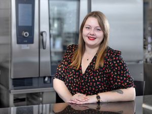 large_6_H8_A0036_M_c282f54368